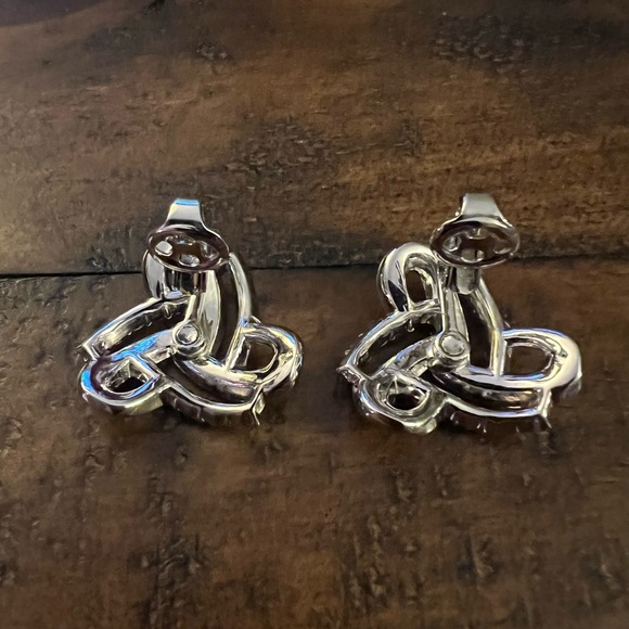 Vintage Trifari Rhinestone Clip On Earrings Formal Wedding - Picture 2 of 4